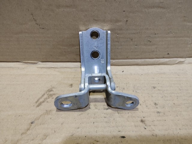 176957 Kia Sorento 2009-2015 jobb hátsó alsó ajtózsanér