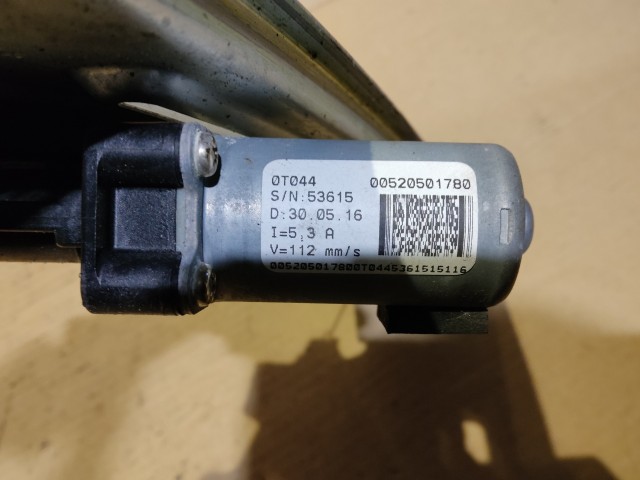 Fiat Tipo 2015- jobb hátsó elektromos ablakemelő 52050178