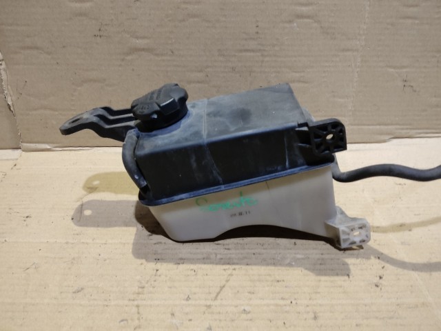 Kia Sorento 2009-2015 Kiegyenlítő tartály 25430-2B100