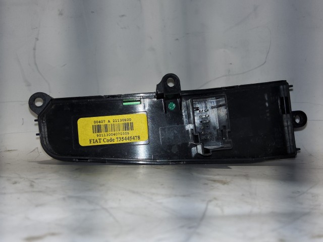 Fiat Bravo 2007-2014 2007-2014 Elektromos szervó kapcsoló Használt