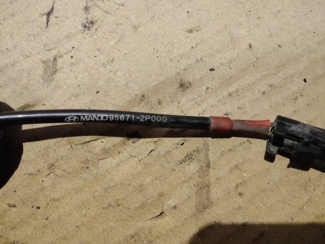 Kia Sorento 2009-2015 jobb első abs jeladó 95671-2P000