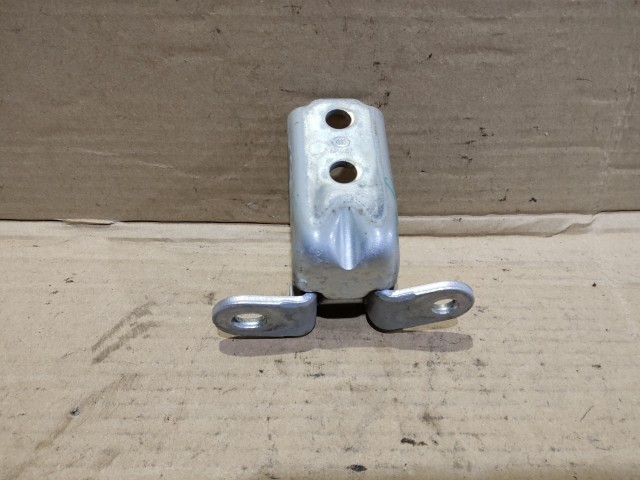 182047 Kia Sorento 2009-2015 jobb első felső ajtózsanér