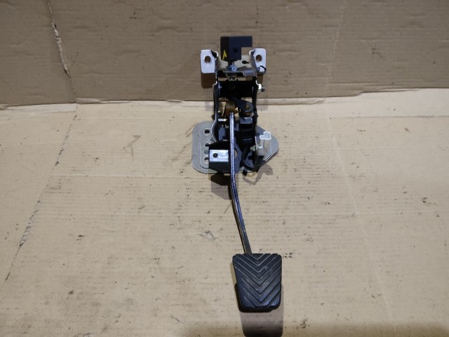 Kuplung pedál érzékelő