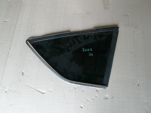 181643 Ford Kuga I. 2008-2012 jobb hátsó fix üveg a karosszériában, képen látható sérüléssel