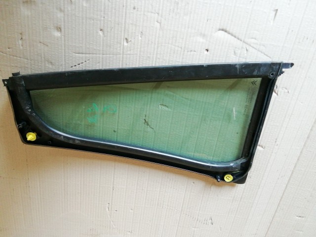 181621 Citroen C4 Picasso 2007-2013 bal hátsó fix üveg, hátsó a képen látható sérüléssel