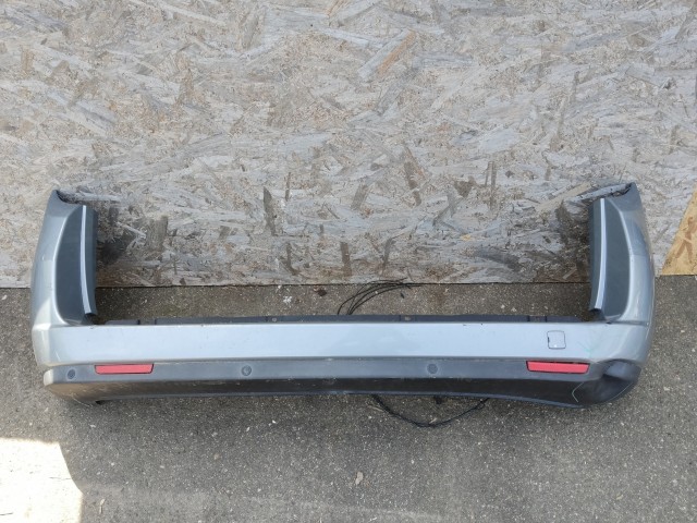 180802 Fiat Doblo 2009-2022 felnyíló csomagtérajtós, parkszenzorhelyes hátsó lökhárító a képen látható sérüléssel 735512763