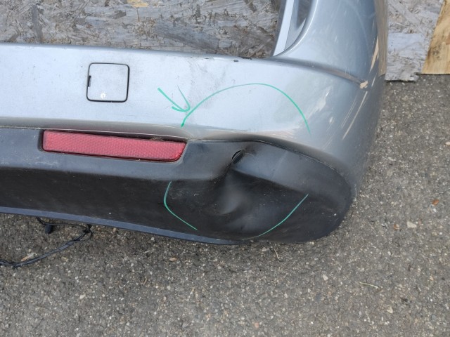 180802 Fiat Doblo 2009-2022 felnyíló csomagtérajtós, parkszenzorhelyes hátsó lökhárító a képen látható sérüléssel 735512763