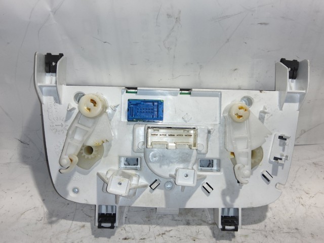 Fiat Grande Punto manuális fűtéskapcsoló