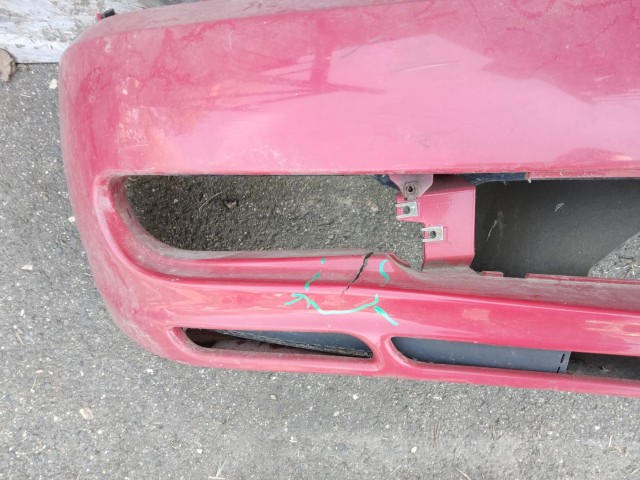 180811 Alfa Romeo GTV , Spider 2003-2006 első lökhárító a képen látható sérüléssel