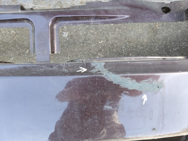 180818 Fiat Linea 2007-2012 első lökhárító, a képen látható sérüléssel