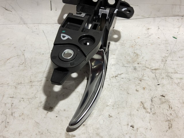 Jeep Renegade bal első belső kilincs 