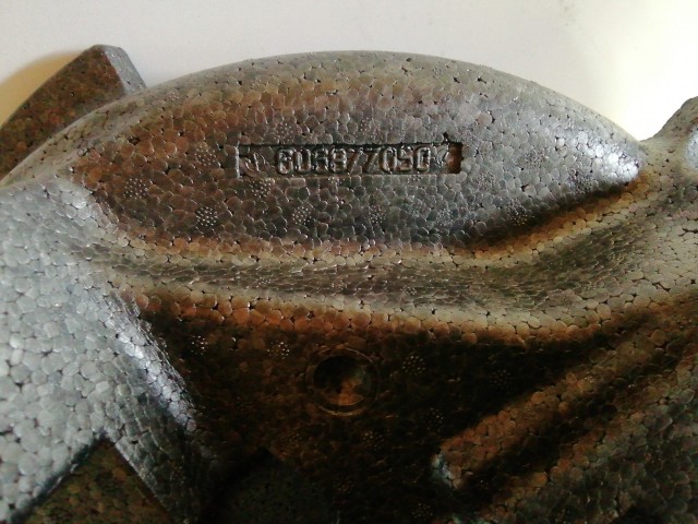 181588 Alfa Romeo 159 2005-2011 Emelő, tartóval kerékanya kulccsal 60687705