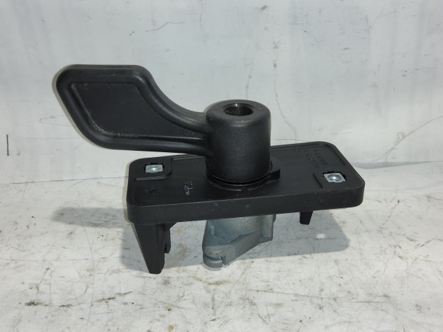 Fiat Fiorino ketté nyíló csomagtér ajtó belső kilincs