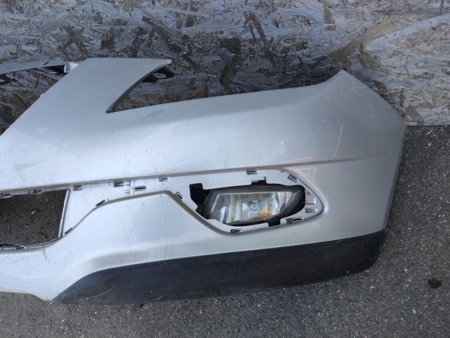 180866 Lancia Delta 2008-2014 első lökhárító a képen látható sérülésekkel!!!!