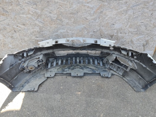 180866 Lancia Delta 2008-2014 első lökhárító a képen látható sérülésekkel!!!!