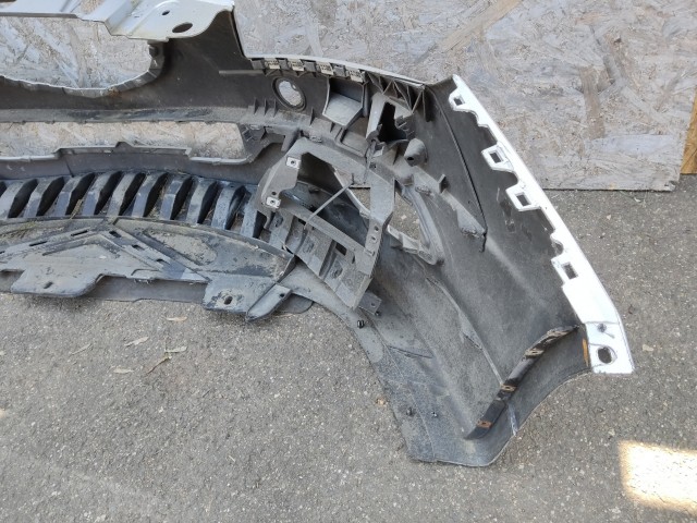 180866 Lancia Delta 2008-2014 első lökhárító a képen látható sérülésekkel!!!!