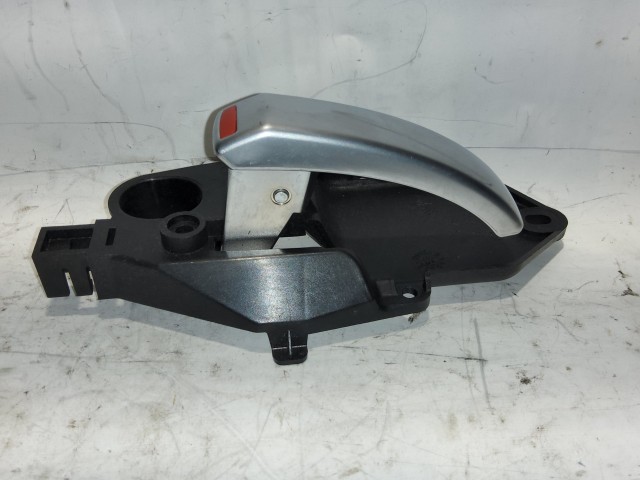 Fiat 500 bal első belső kilincs matt króm 71769479	