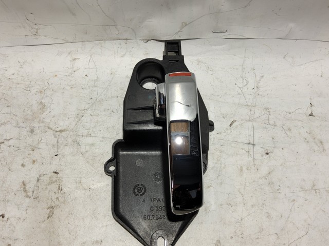 Fiat 500 jobb oldali belső kilincs , fényes króm 71749972