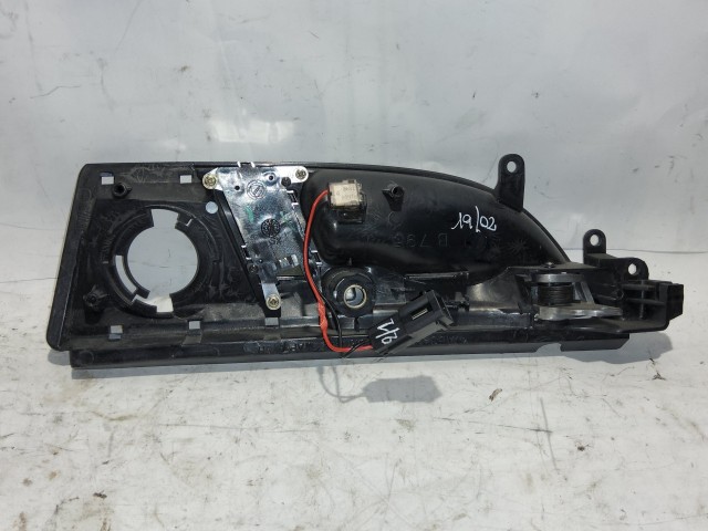 Lancia Thesis bal hátsó belső kilincs 