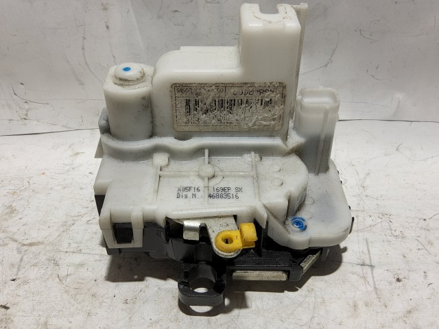 Fiat Panda II. 2003-2012 bal hátsó ajtózár 46803516
