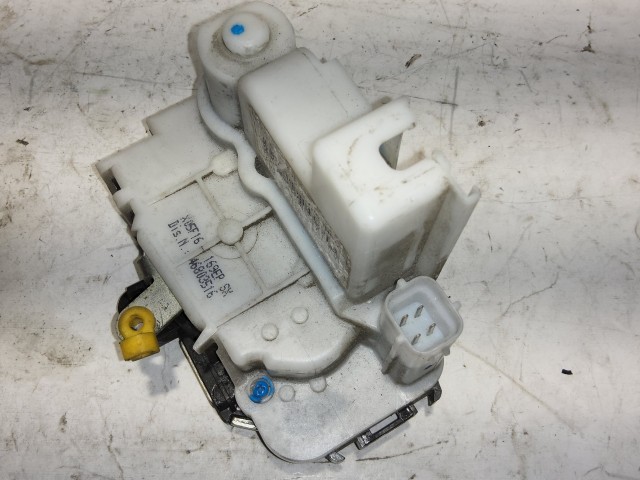 Fiat Panda II. 2003-2012 bal hátsó ajtózár 46803516