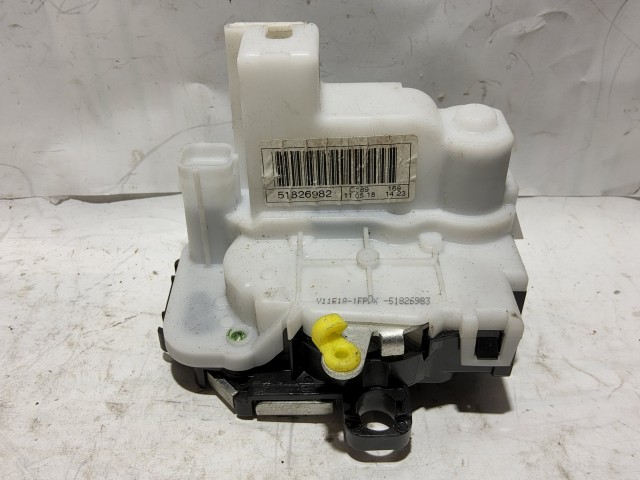 Fiat Panda II. 2003-2012 jobb hátsó ajtózár 51826983