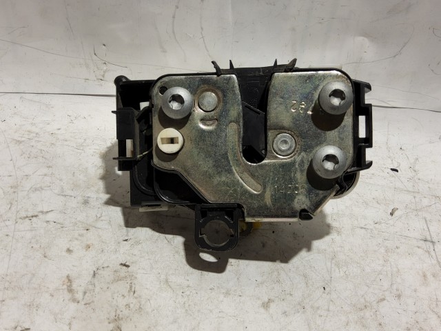Fiat Panda 2003-2012  jobb hátsó ajtózár 46803514