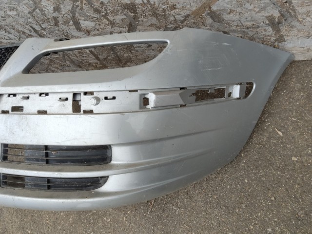 181056 Fiat Ulysse 2001-2010 első lökhárító 