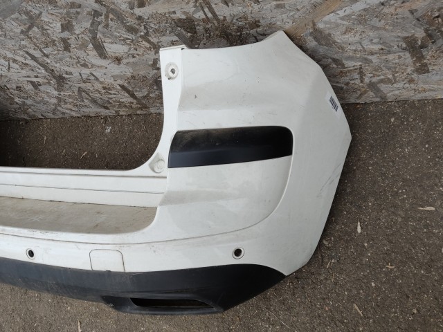 138401 Fiat 500 L 2012-2017 parkszenzorhelyes hátsó lökhárító