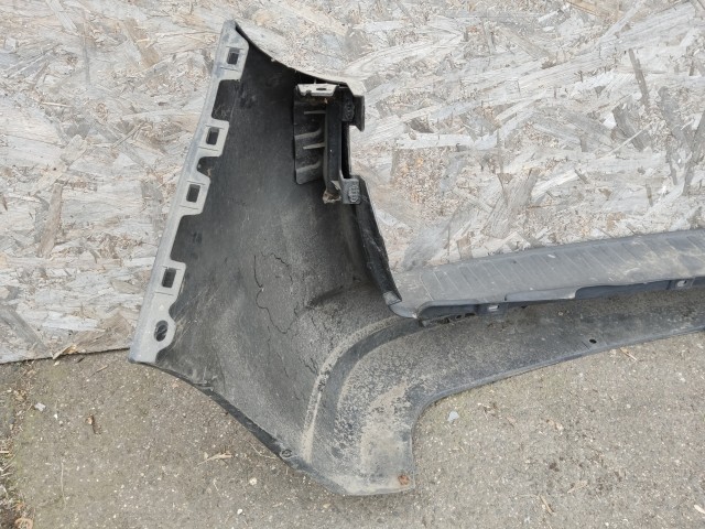 61572 Fiat Doblo  2009-2022 műanyag fekete hátsó lökhárító ketté nyíló raktérajtós kivitelhez 735497862