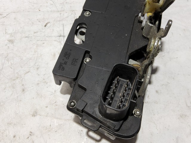Fiat Stilo 2001-2007 jobb első ajtózár 51753227