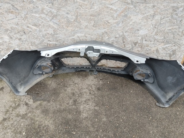 181063 Alfa Romeo Giulietta 2010-2016 első lökhárító, a képen látható javítással 