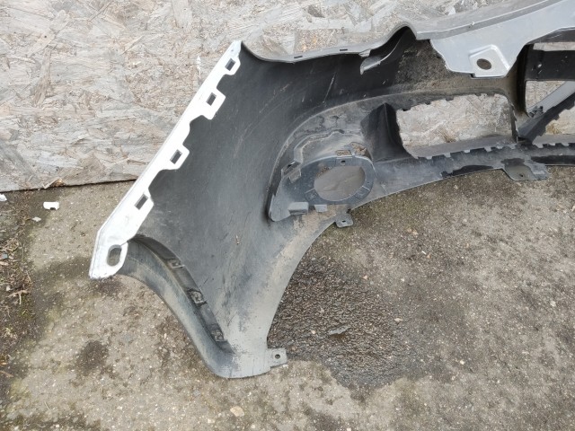 181063 Alfa Romeo Giulietta 2010-2016 első lökhárító, a képen látható javítással 