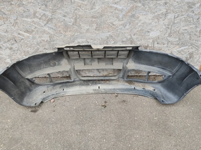 181066 Fiat Doblo 2005-2009 első lökhárító, a képen látható sérüléssel 735417815