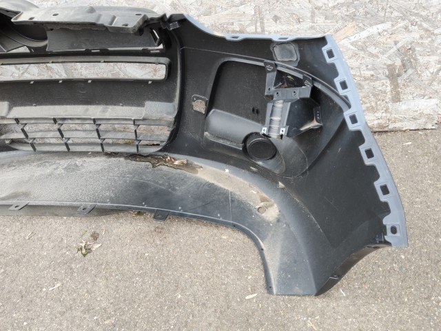 181067 Fiat Doblo 2009-2015 első lökhárító, a képen látható javítással