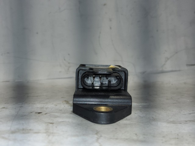 Fiat Punto II. 46822669 számú ütközés szenzor