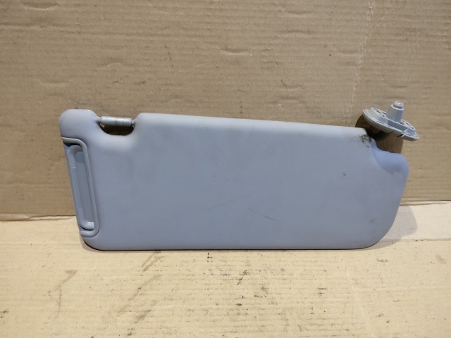 182474 Kia Sorento 2009-2015 szürke színű bal oldali napellenző 