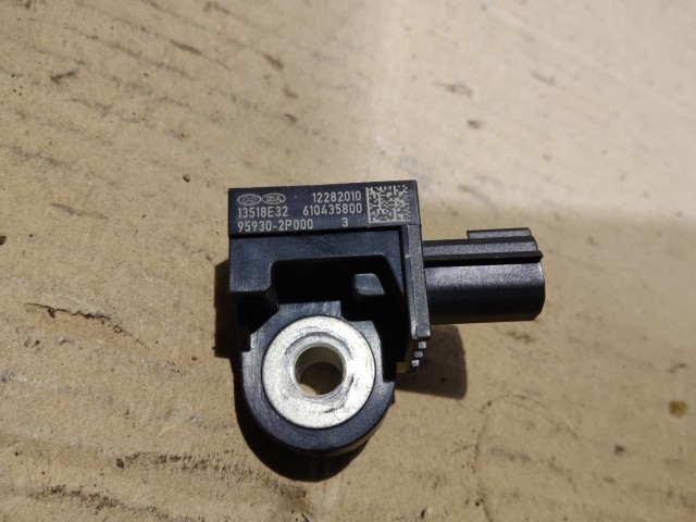 Kia Sorento 2009-2015 Ütközés szenzor 95930-2P000