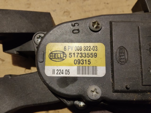 Fiat Croma  2005-2010 2,4 20v Diesel Gázpedál 51733559