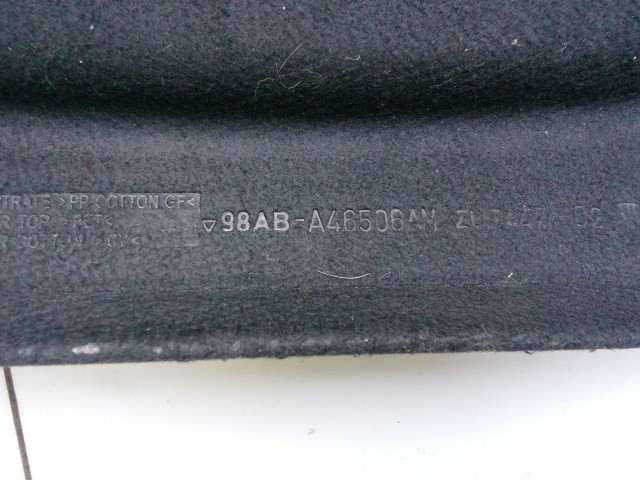 181343 Ford Focus 1998-2004 Kalaptartó 98AB-A46506AN