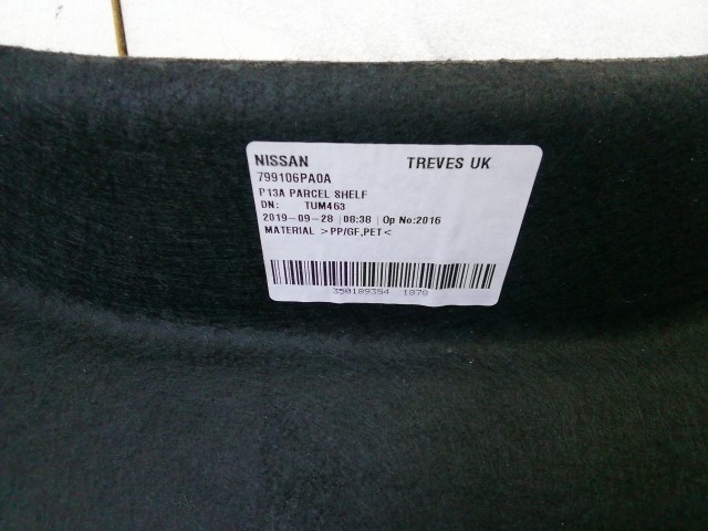 181359 Nissan Juke  2019-  Kalaptartó 799106PA0A