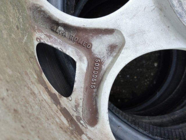 184573 Alfa Romeo 147, 156, Gt 17