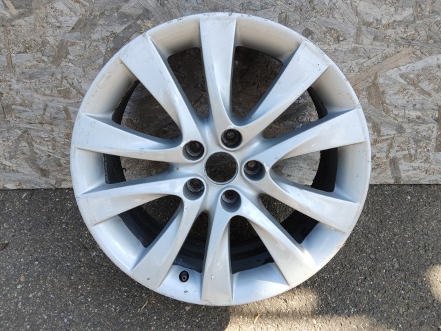 184640 Hyundai I 40 2011-2019 8x18