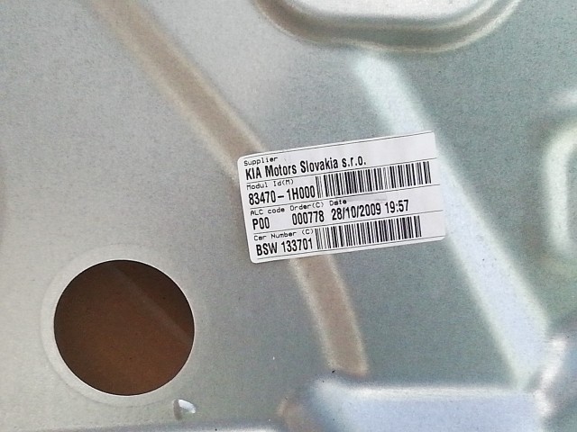 184511 Kia Ceed I. Fl. kombi 2009-2012 bal hátsó manuális ablakemelő 83470-1H000