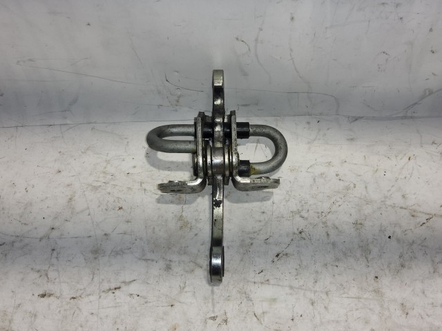 Fiat Punto II. 5 ajtós első ajtóhatároló 46530599