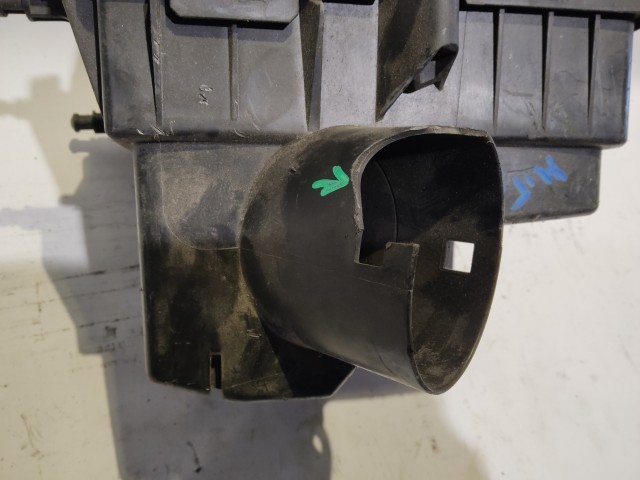 182843 Alfa Romeo MiTo, Fiat Grande Punto, Linea 1,4 16v T-jet Légszűrőház, a képen látható sérüléssel