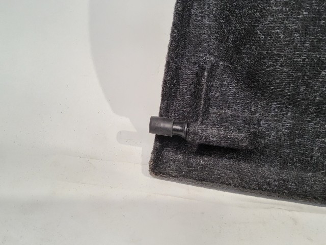 Alfa Romeo 147  sötét szürke színű kalaptartó , törött