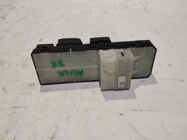 Opel Agila A 2000-2007 2000-2007 Ablakemelő kapcsoló  Használt bal első