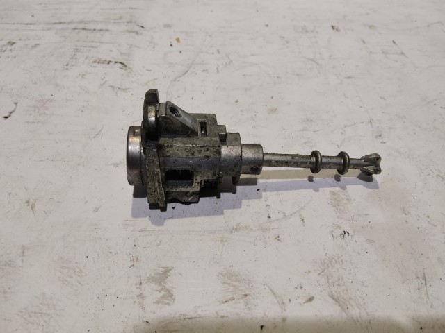 Opel Agila B 2008-2014 2008-2014 Zárbetét ház Használt Bal 5 ajtós