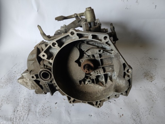 56831 Alfa Romeo 159 1,9 16v Jts 6 sebességes váltó alkatrésznek!!!!!